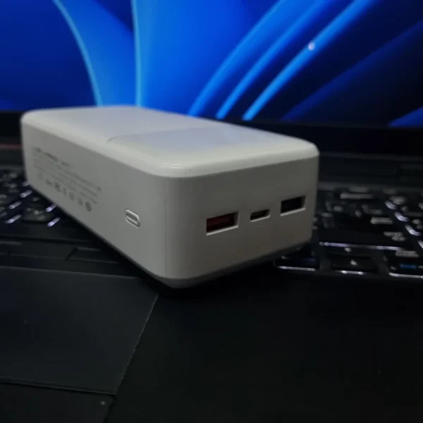 پاوربانک لیوینو (LEVINO) مدل N19 با ظرفیت 30000 میلیآمپر ساعت - Image 4